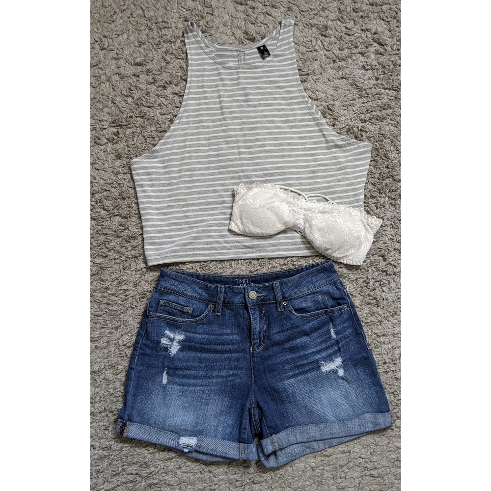 Time and Tru Shorts
